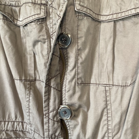 Maurice’s Zip/Button Up Vest - Picture 2 of 5